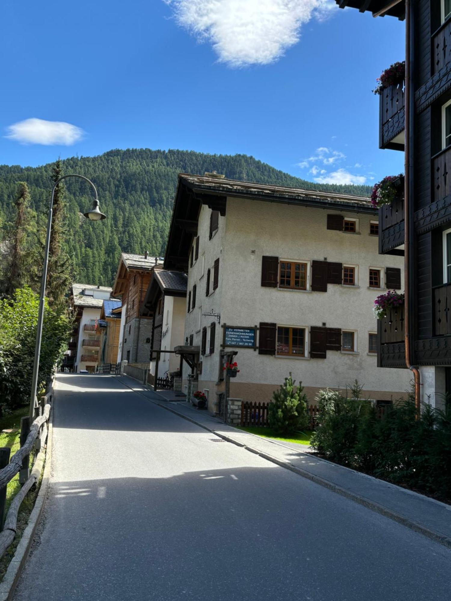 Chalet Medi Zermatt Exterior photo